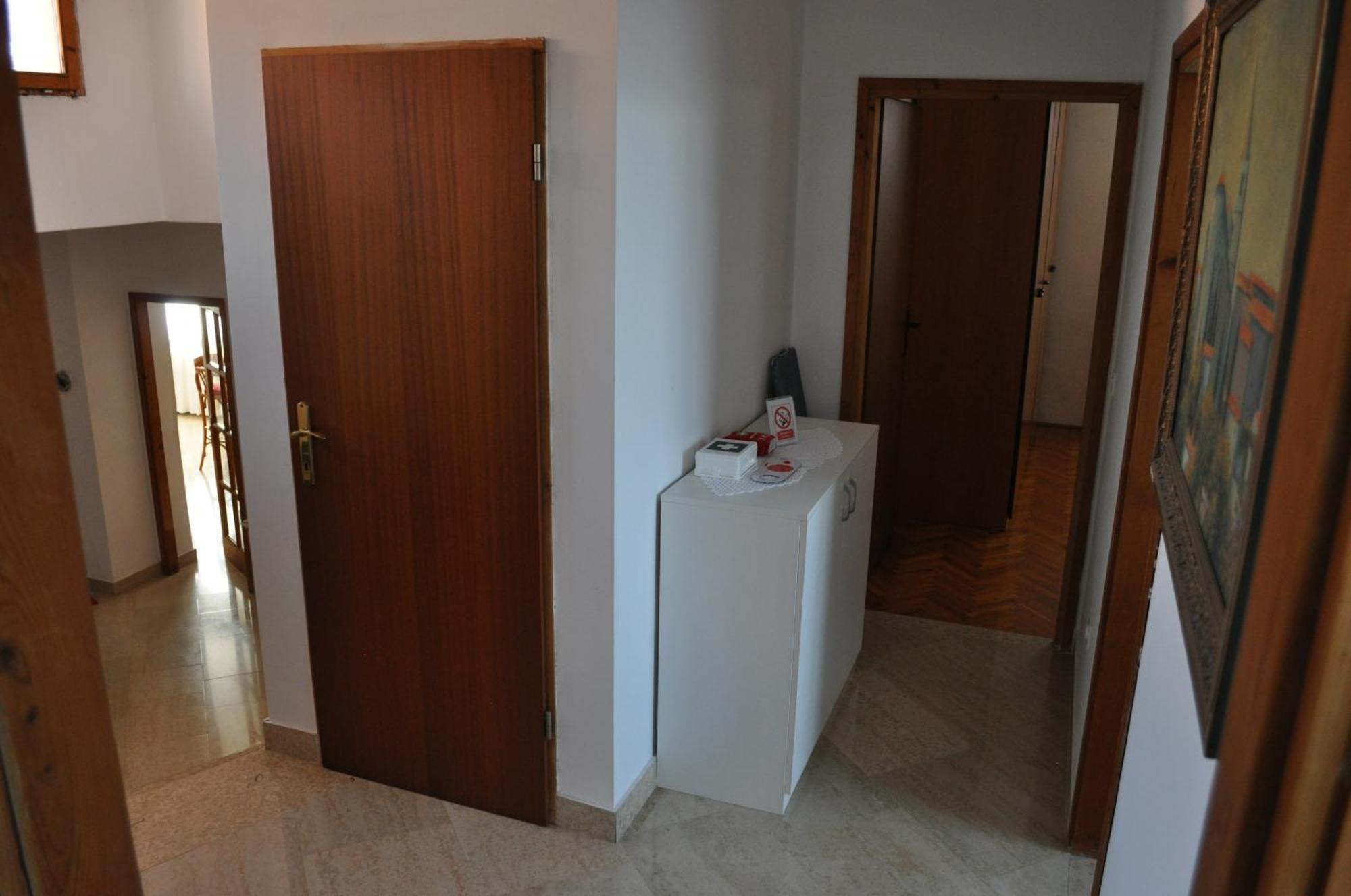 Apartman Ostrea *** Bale Εξωτερικό φωτογραφία