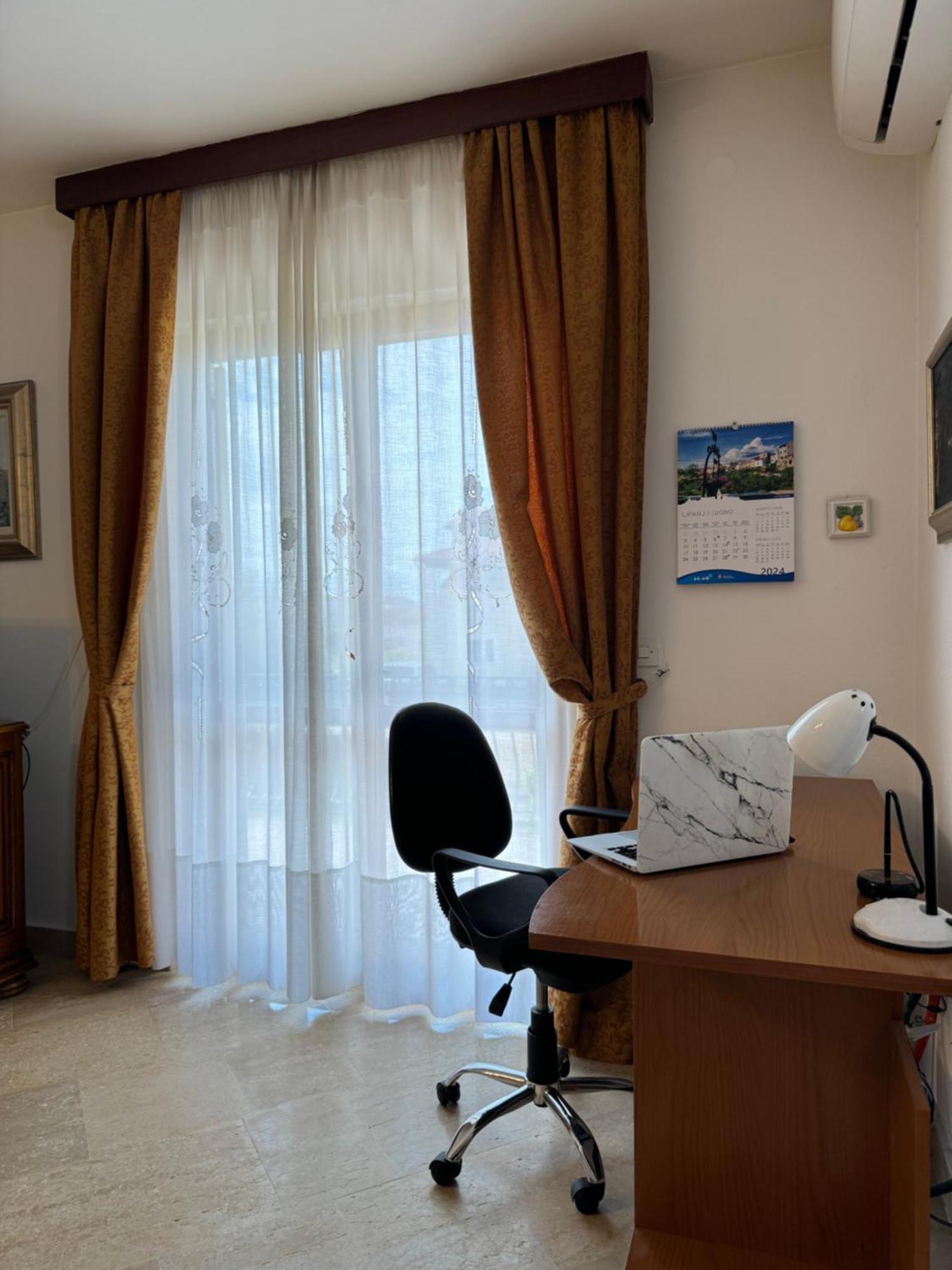 Apartman Ostrea *** Bale Εξωτερικό φωτογραφία